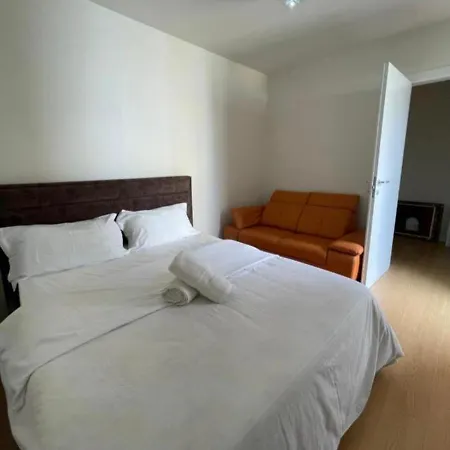 Albjona Guest house *